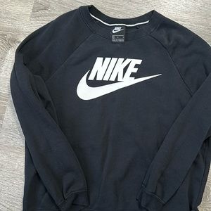 Woman’s Nike crewneck